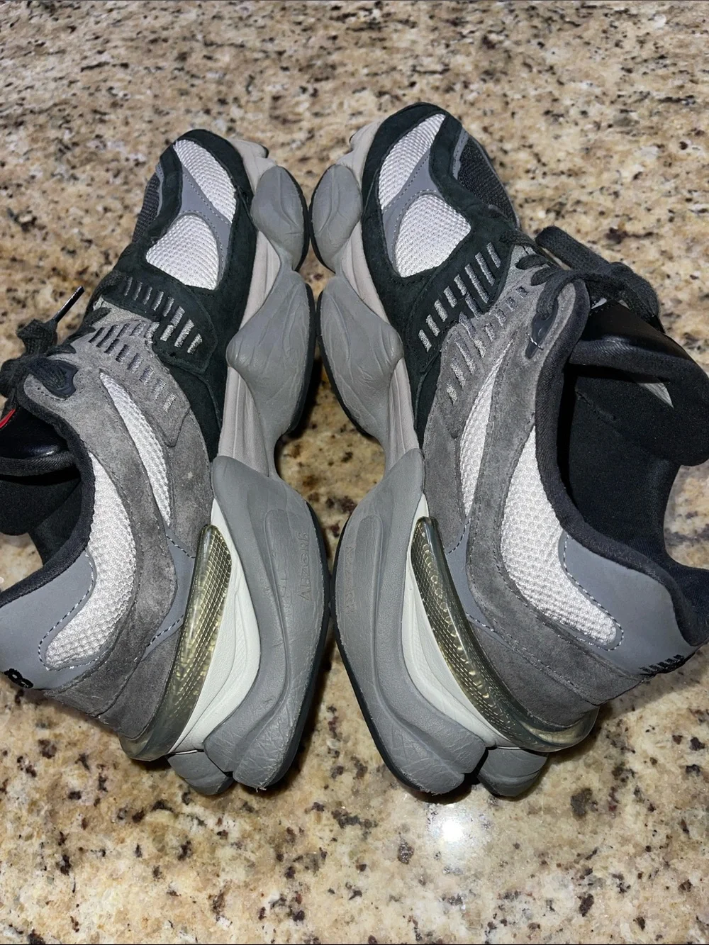 New Balance look running great